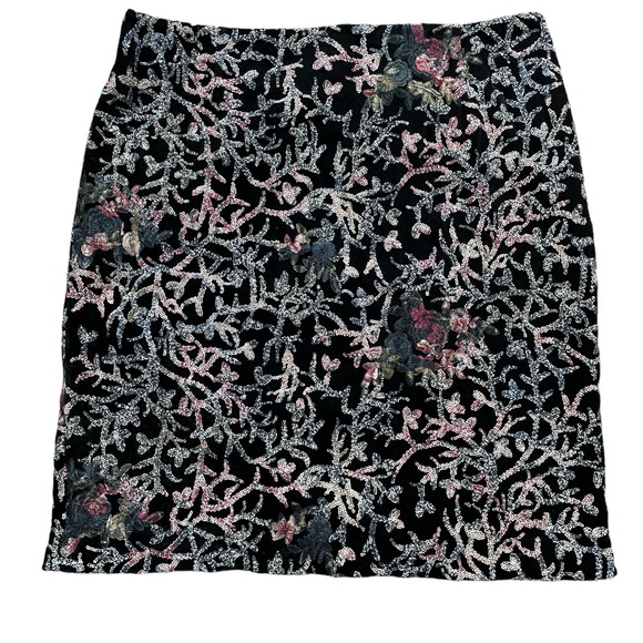 Tahari by ASL Sequin Embroidered Skirt on Velvet (Black/Blue/Pink) - Picture 5 of 8